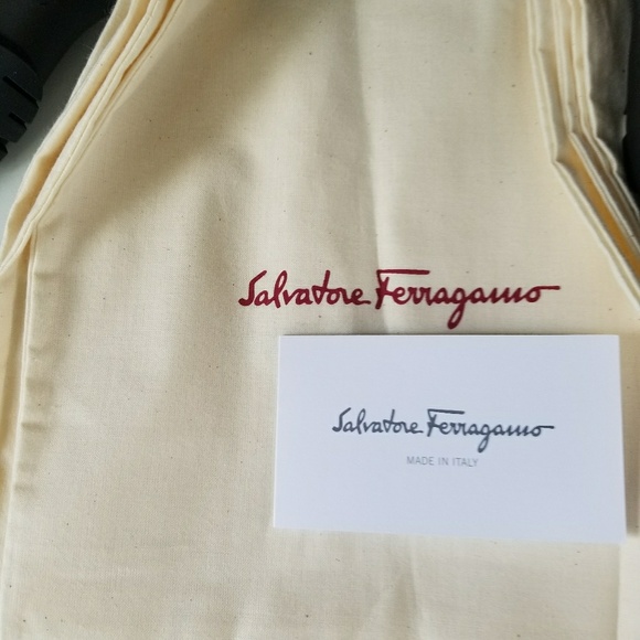 🔥FERRAGAMO SNEAKERS 🔥 - Picture 4 of 6